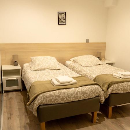 Appartement 1-4 Pers - Aeroport Cdg, Parc Expo, Villepinte - A L'Ombre Du Pin "9" Le Pin  Экстерьер фото