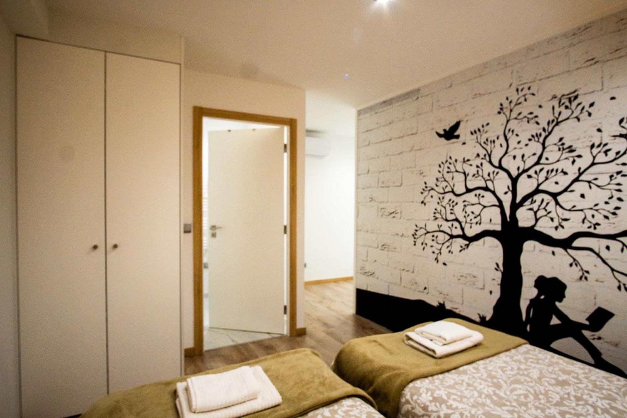 Appartement 1-4 Pers - Aeroport Cdg, Parc Expo, Villepinte - A L'Ombre Du Pin "9" Le Pin  Экстерьер фото